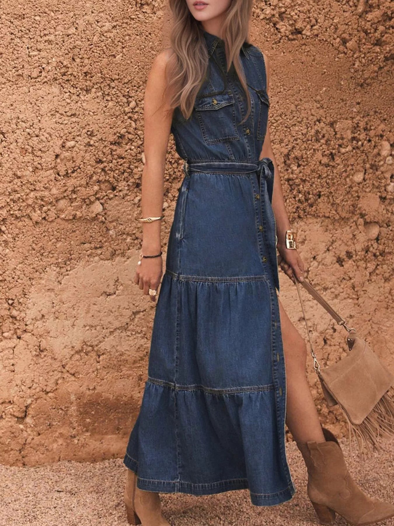 button-front_sleeveless_Denim_Dress_combines_classic_style-women_fashion - littlescollection