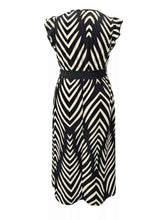 women_fashion - littlescollectionDressPlus Size Chevron Print Waist Tied Wrap Maxi Dress