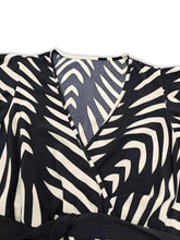 women_fashion - littlescollectionDressPlus Size Chevron Print Waist Tied Wrap Maxi Dress