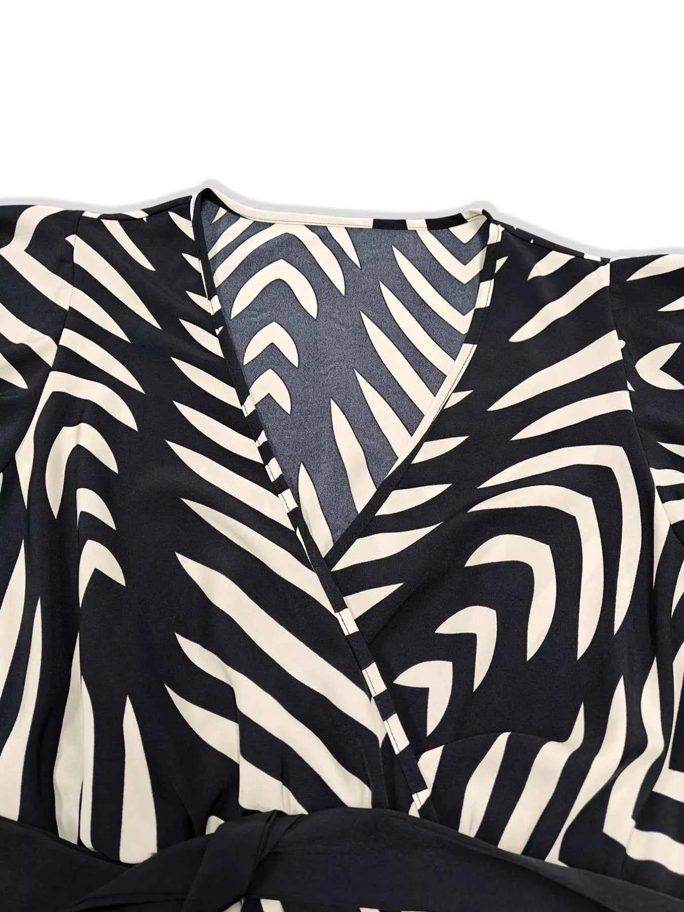 women_fashion - littlescollectionDressPlus Size Chevron Print Waist Tied Wrap Maxi Dress