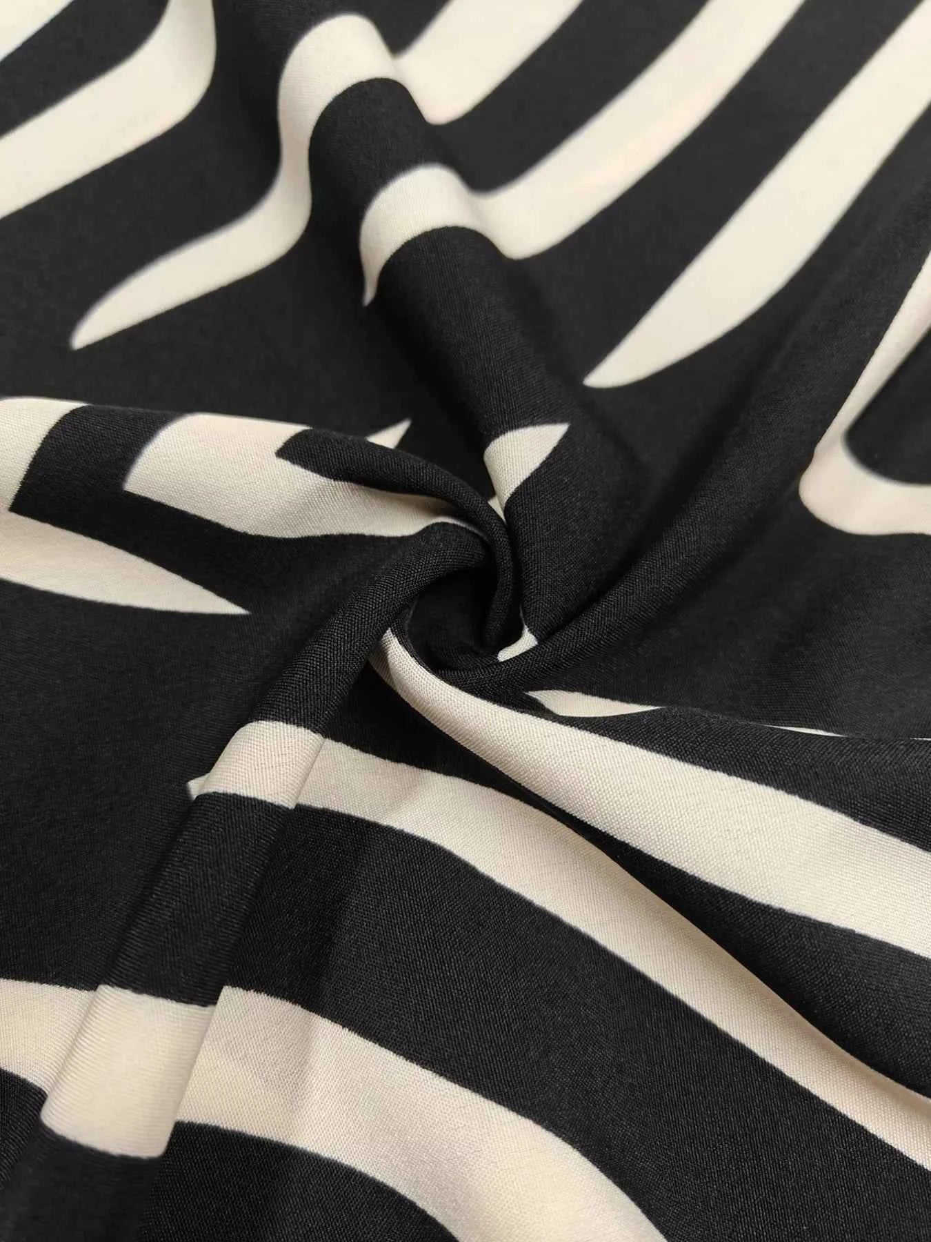 women_fashion - littlescollectionDressPlus Size Chevron Print Waist Tied Wrap Maxi Dress