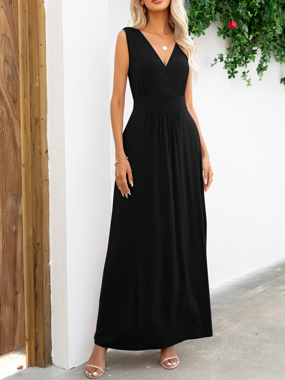 Black v neck dress 