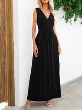 Black v neck dress 
