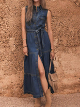 button-front_sleeveless_Denim_Dress_combines_classic_style-women_fashion - littlescollection