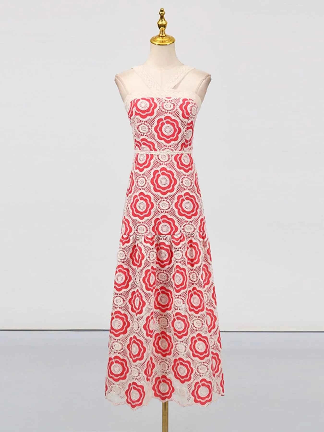 Lace Sleeveless Tiered Midi Dress