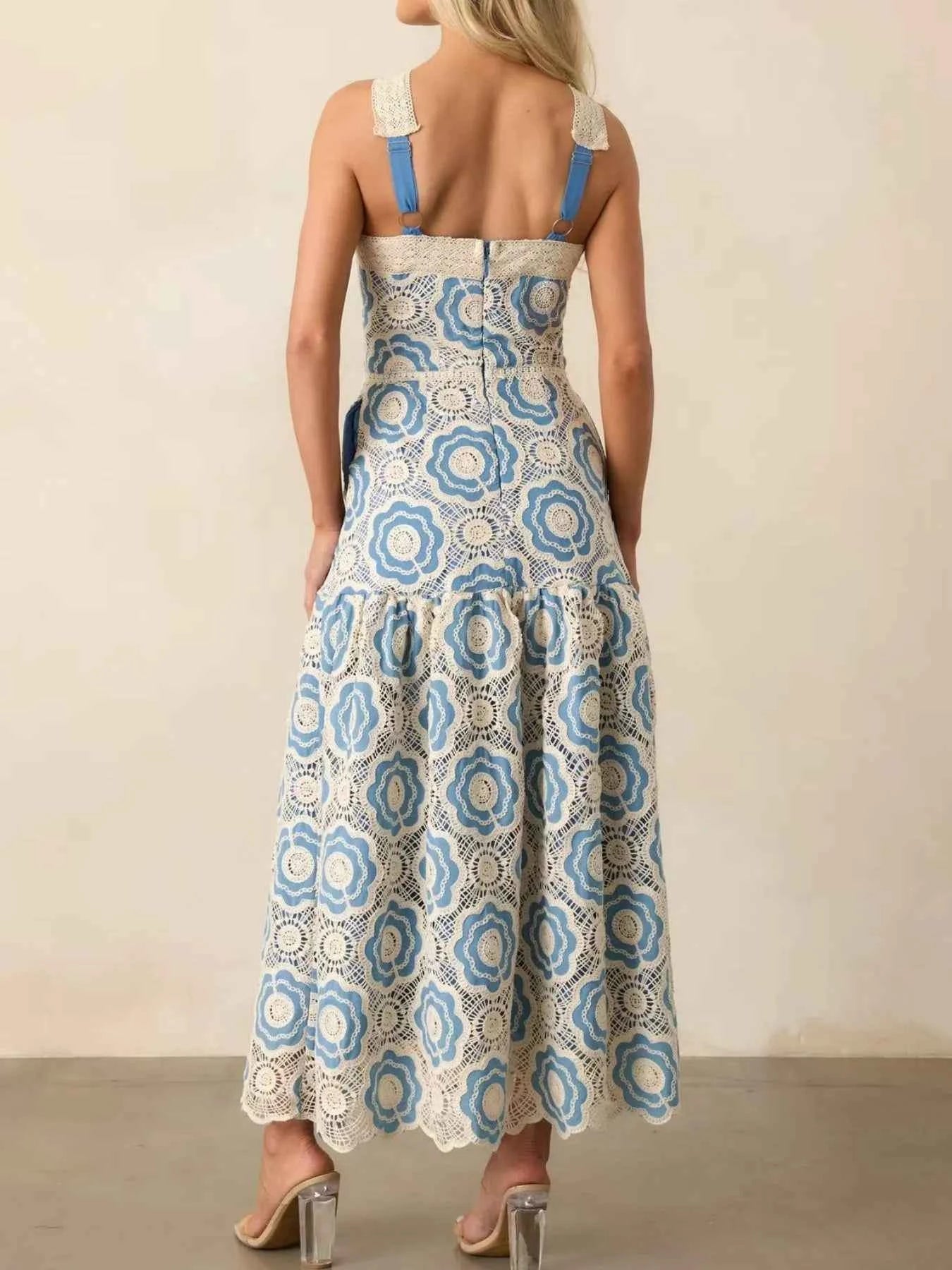 Lace Sleeveless Tiered Midi Dress